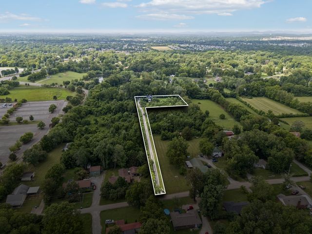 2413 Yearwood Ave, Murfreesboro, TN 37130