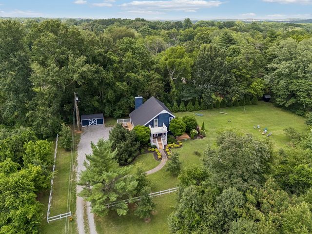 2413 Yearwood Ave, Murfreesboro, TN 37130