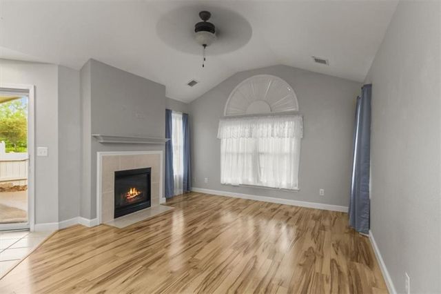 6014 Kensington Court 15C, Lee's Summit, MO 64064