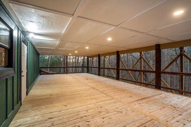 307 Ross Road, Mineral Bluff, GA 30559