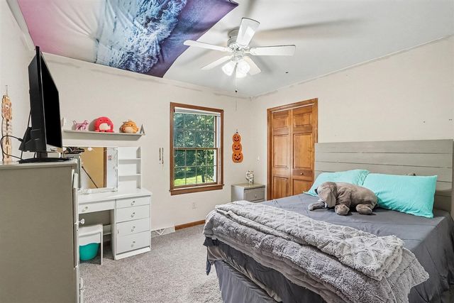 10154 Paw Paw Lake Drive, Mattawan, MI 49071