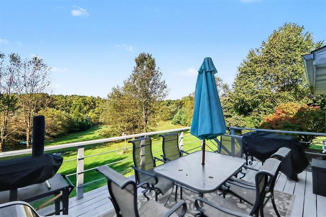 10154 Paw Paw Lake Drive, Mattawan, MI 49071