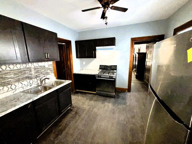 3531 N 20th STREET, Milwaukee, WI 53206