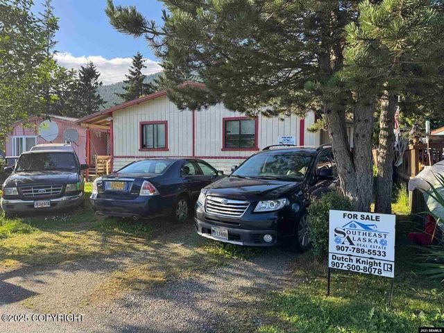 6306 Gull Way, Juneau, AK 99801