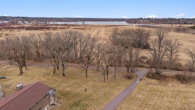 6028 Saddle Ridge, Portage, WI 53901
