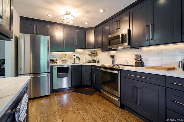 183 Farber Drive 183, West Babylon, NY 11704