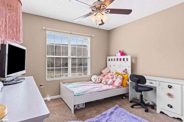 223 Woodruff Park Lane, Simpsonville, SC 29681