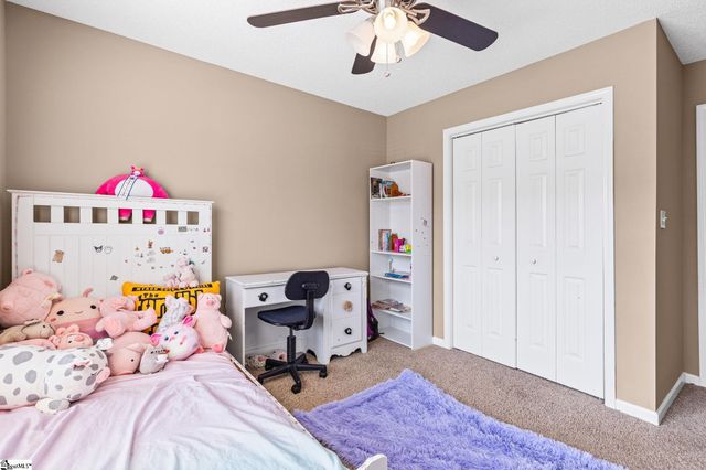 223 Woodruff Park Lane, Simpsonville, SC 29681