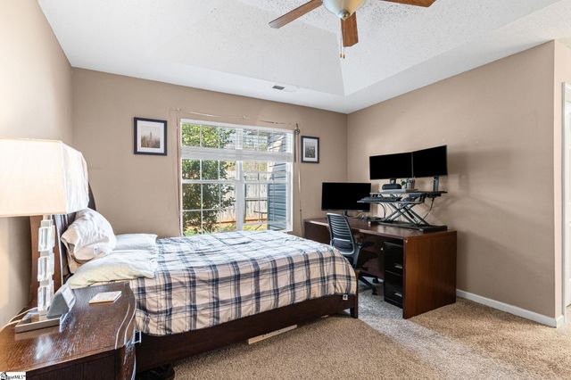 223 Woodruff Park Lane, Simpsonville, SC 29681