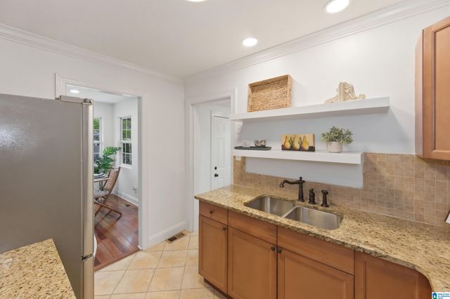 140 WOODSIDE DRIVE, Irondale, AL 35210