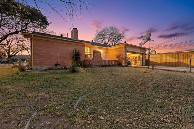 4616 Weehaven Drive, Dallas, TX 75232