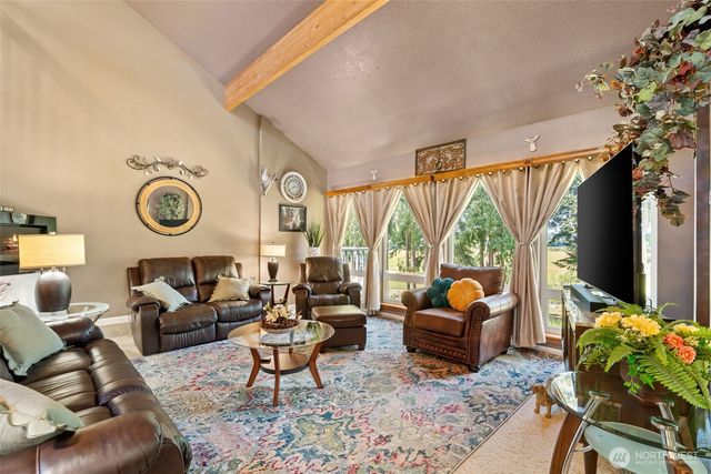221 Dieckman Road, Chehalis, WA 98532