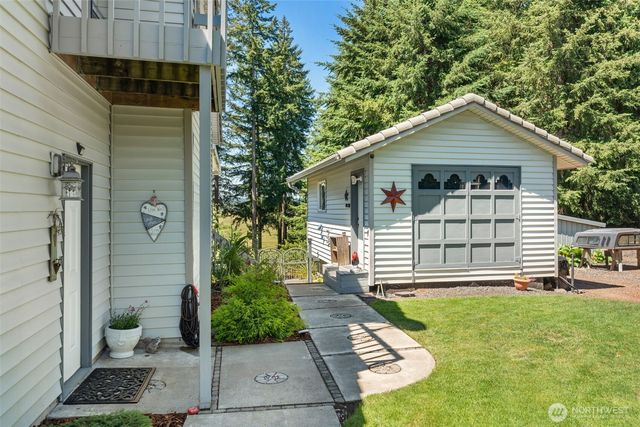 221 Dieckman Road, Chehalis, WA 98532