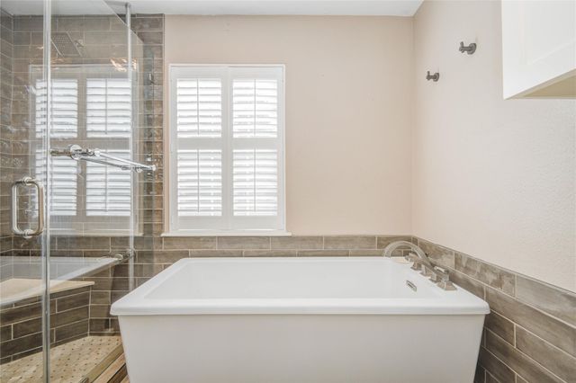 5623 Bermuda Dunes Drive, Houston, TX 77069