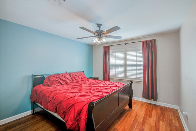 5623 Bermuda Dunes Drive, Houston, TX 77069