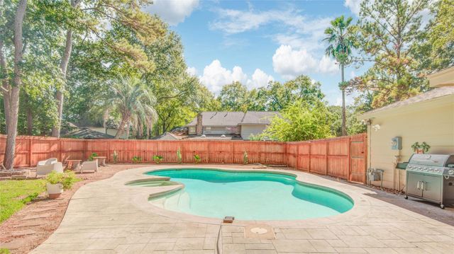 5623 Bermuda Dunes Drive, Houston, TX 77069
