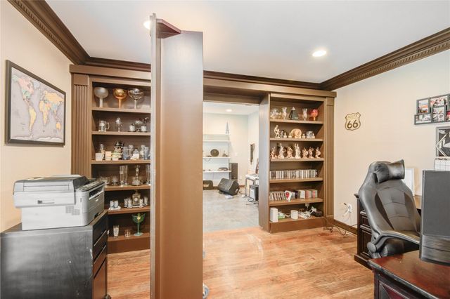 5623 Bermuda Dunes Drive, Houston, TX 77069