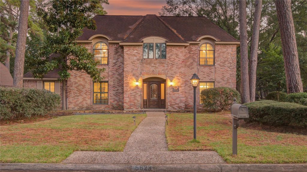5623 Bermuda Dunes Drive, Houston, TX 77069