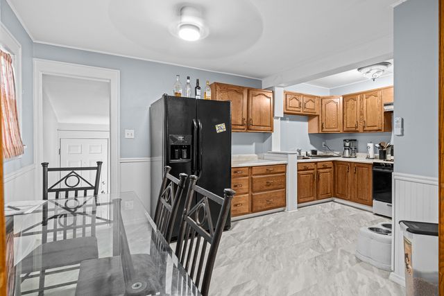 515 8TH Street, Silvis, IL 61282