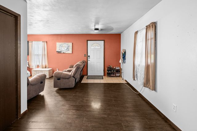 515 8TH Street, Silvis, IL 61282