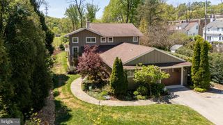 580 SINKLER DR, Wayne, PA 19087