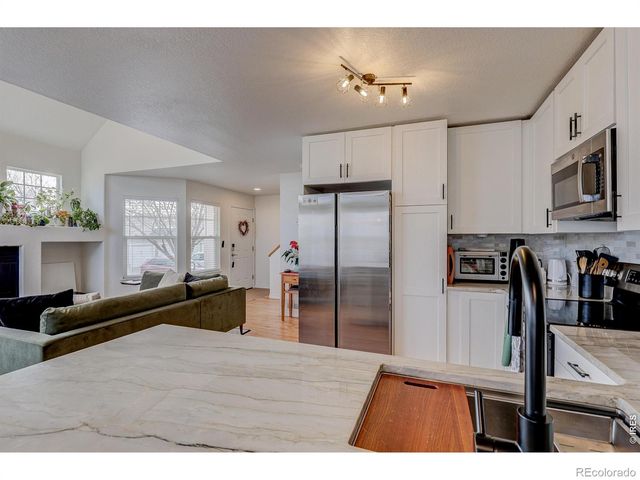 13900 Lake Song Lane B6, Broomfield, CO 80023