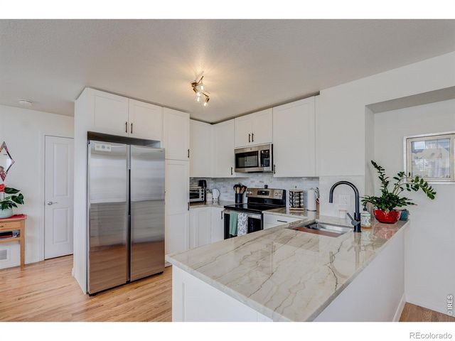 13900 Lake Song Lane B6, Broomfield, CO 80023