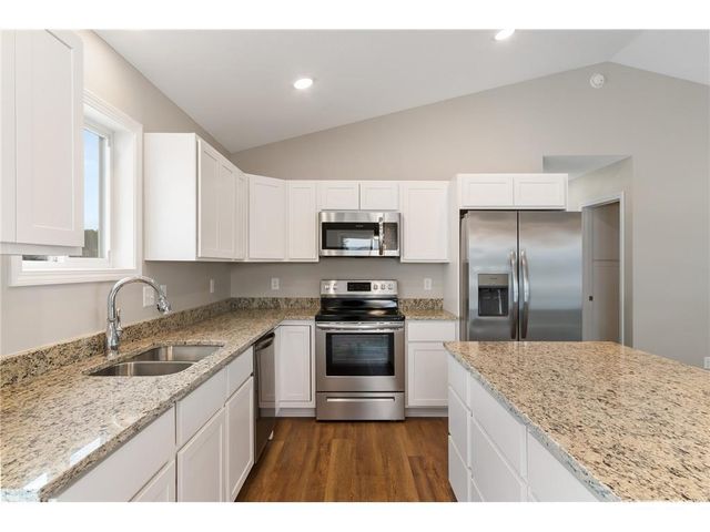 6818 376th Street, North Branch, MN 55056