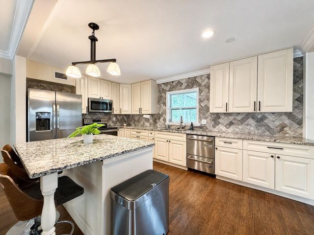 3415 GROVE STREET CIRCLE, Tampa, FL 33610