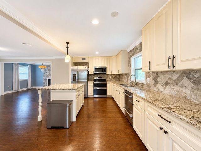 3415 GROVE STREET CIRCLE, Tampa, FL 33610