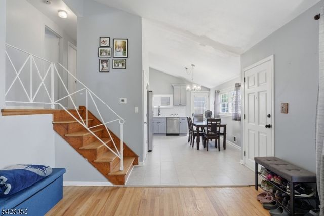 86 Westminster Rd, Woodbridge Twp., NJ 07067