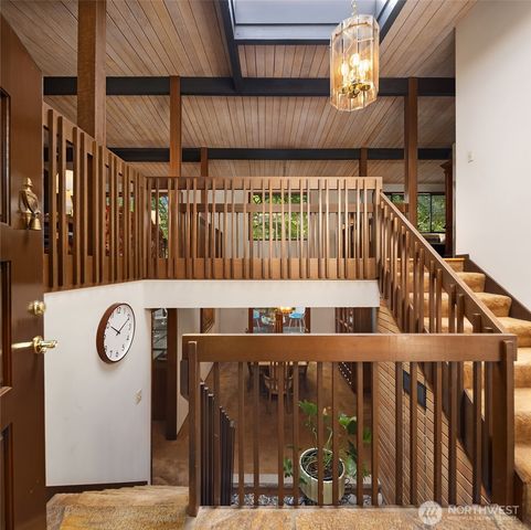 7433 NE 120th Place, Kirkland, WA 98034