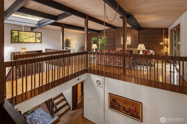 7433 NE 120th Place, Kirkland, WA 98034