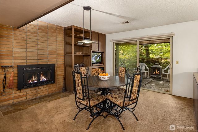 7433 NE 120th Place, Kirkland, WA 98034