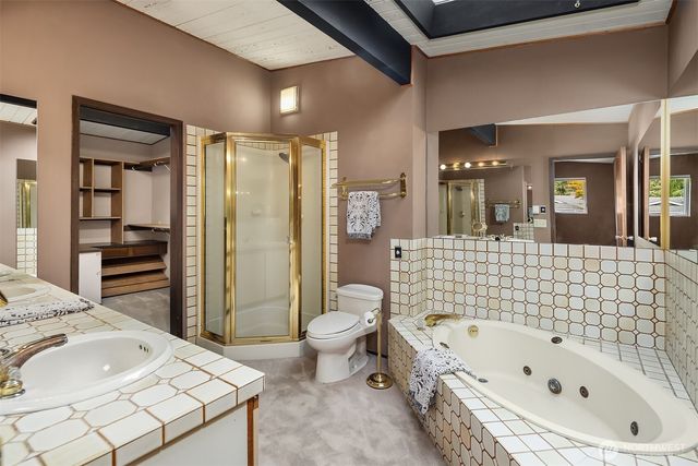 7433 NE 120th Place, Kirkland, WA 98034