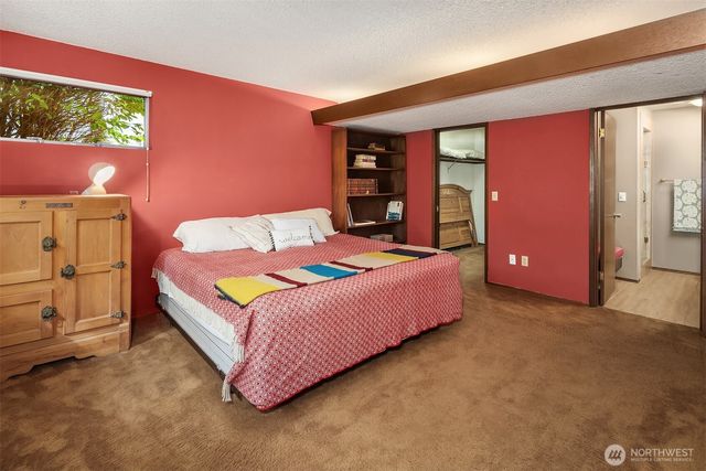 7433 NE 120th Place, Kirkland, WA 98034