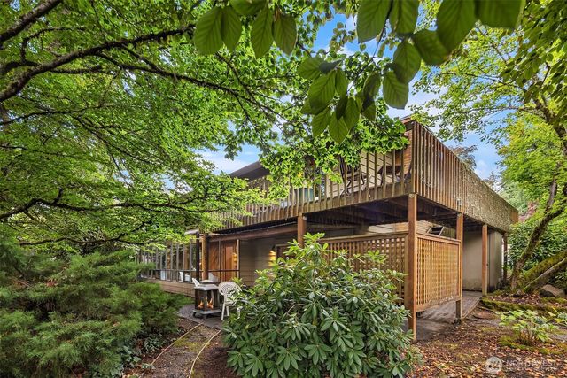 7433 NE 120th Place, Kirkland, WA 98034