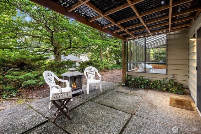 7433 NE 120th Place, Kirkland, WA 98034