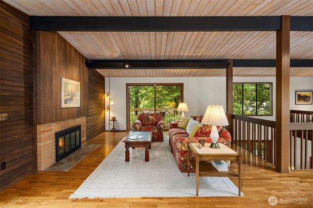 7433 NE 120th Place, Kirkland, WA 98034