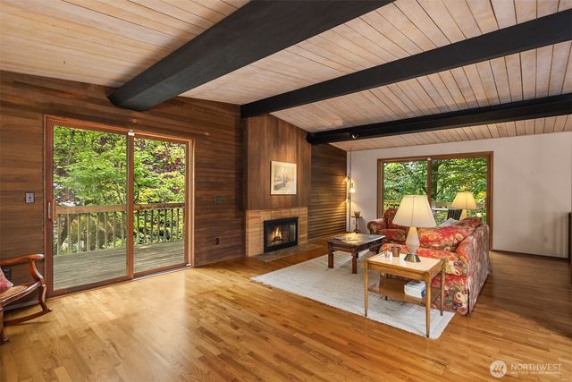 7433 NE 120th Place, Kirkland, WA 98034