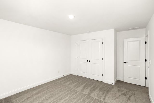 1554 Oak Springs Dr, Columbia, TN 38401