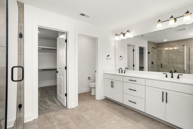 1554 Oak Springs Dr, Columbia, TN 38401