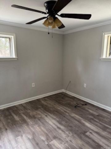 980 Woodcrest Rd, Camden, AR 71701