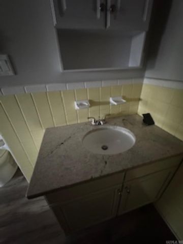 980 Woodcrest Rd, Camden, AR 71701