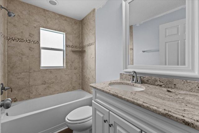 3164 SE Orange Tree Place, Stuart, FL 34997