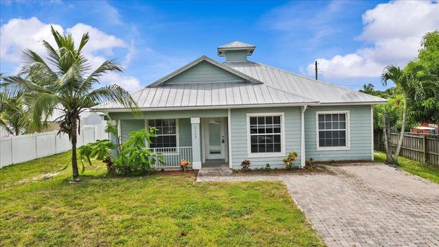 3164 SE Orange Tree Place, Stuart, FL 34997