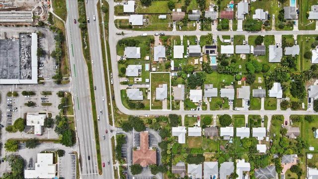 3164 SE Orange Tree Place, Stuart, FL 34997