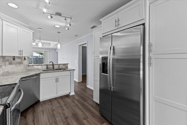 3164 SE Orange Tree Place, Stuart, FL 34997