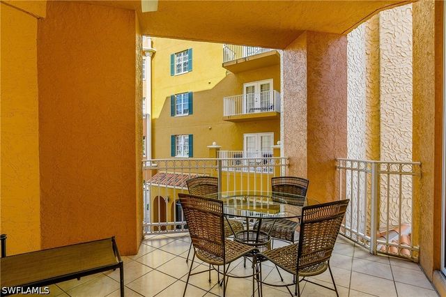 451 BAYFRONT PL 5201, Naples, FL 34102