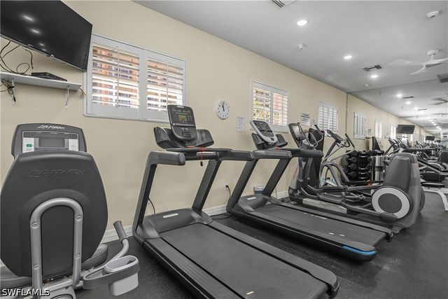 451 BAYFRONT PL 5201, Naples, FL 34102